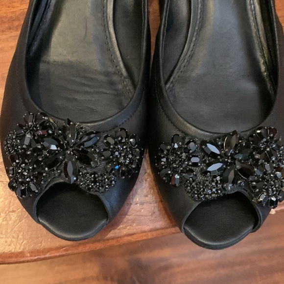 Bejeweled black peep toe ballet flat by Vera Wang Lavender - Picture 5 of 6